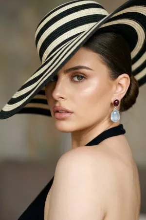 Terme Vip Escort Betül Hayalindeki Gecenin Kapılarını Açıyorum